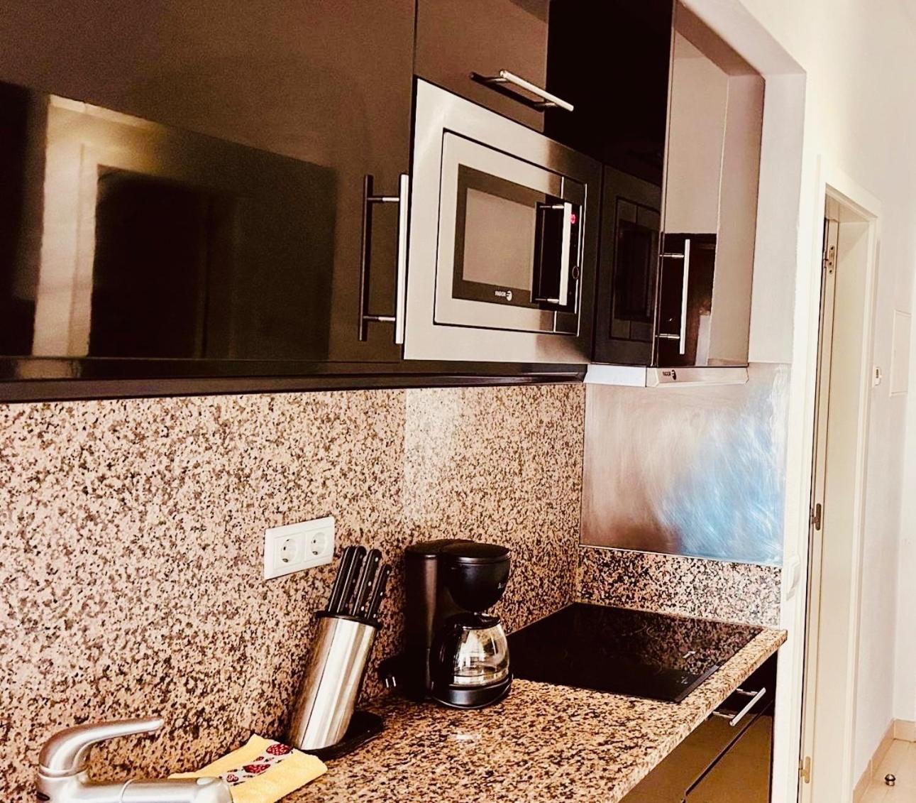 Lagos Marina View Apartment Near Beaches And Shops Luaran gambar